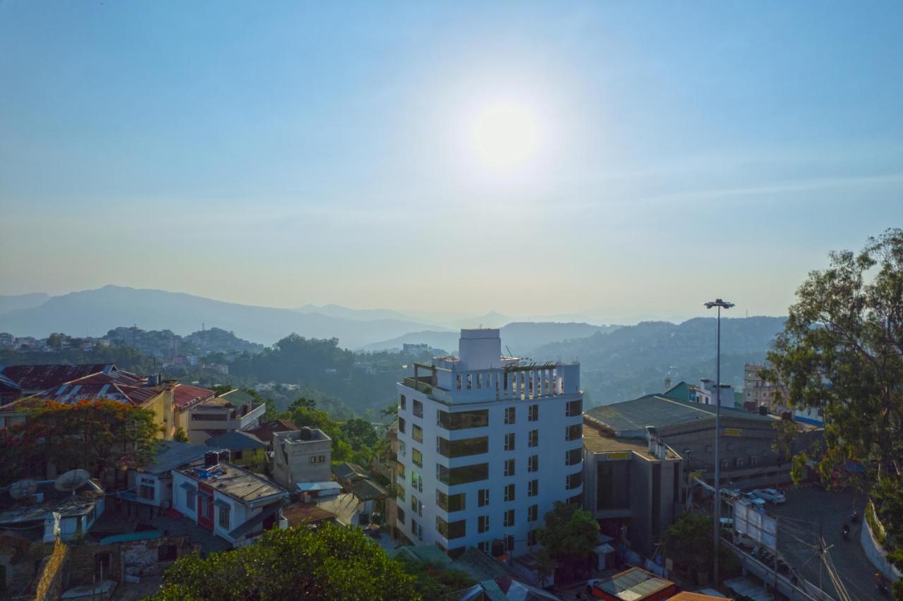 Emerald Hotel Аїджал Екстер'єр фото